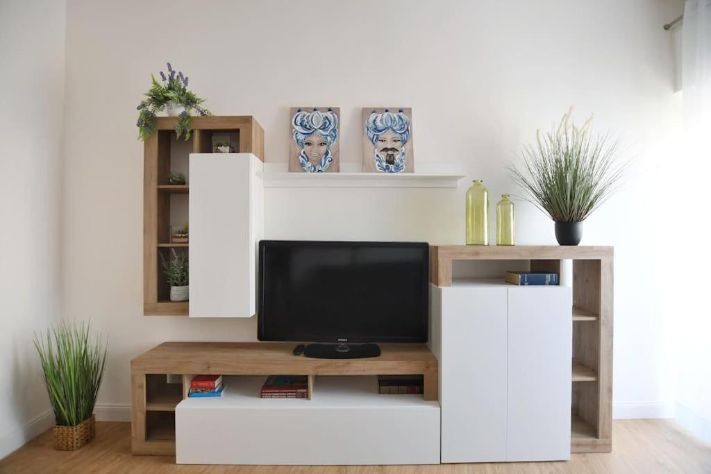 Iflat Normanni Lounge Apartment ปาแลร์โม ภายนอก รูปภาพ